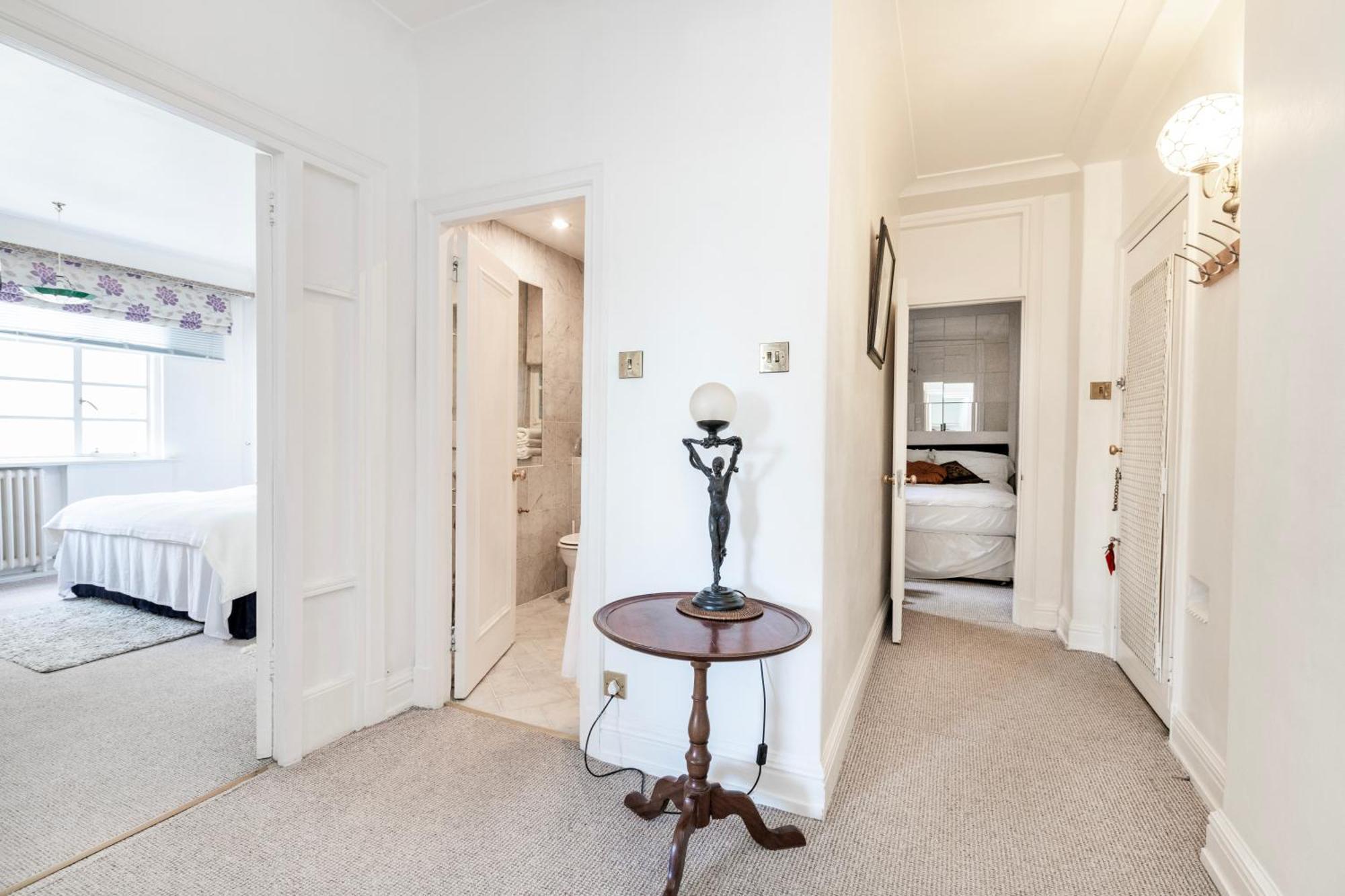 Executive Knightsbridge Apartment ลอนดอน ภายนอก รูปภาพ