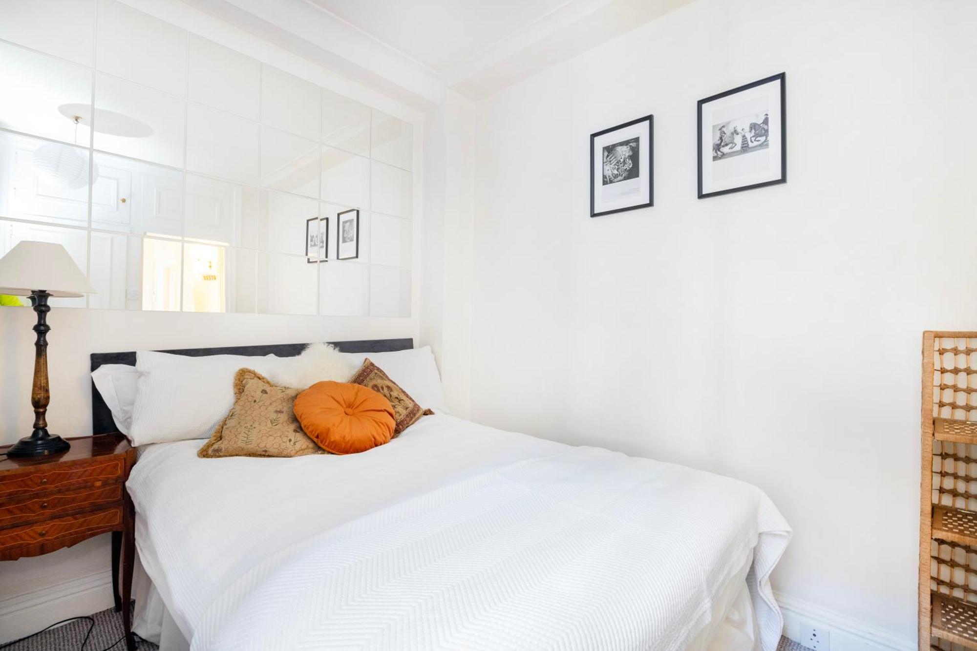 Executive Knightsbridge Apartment ลอนดอน ภายนอก รูปภาพ
